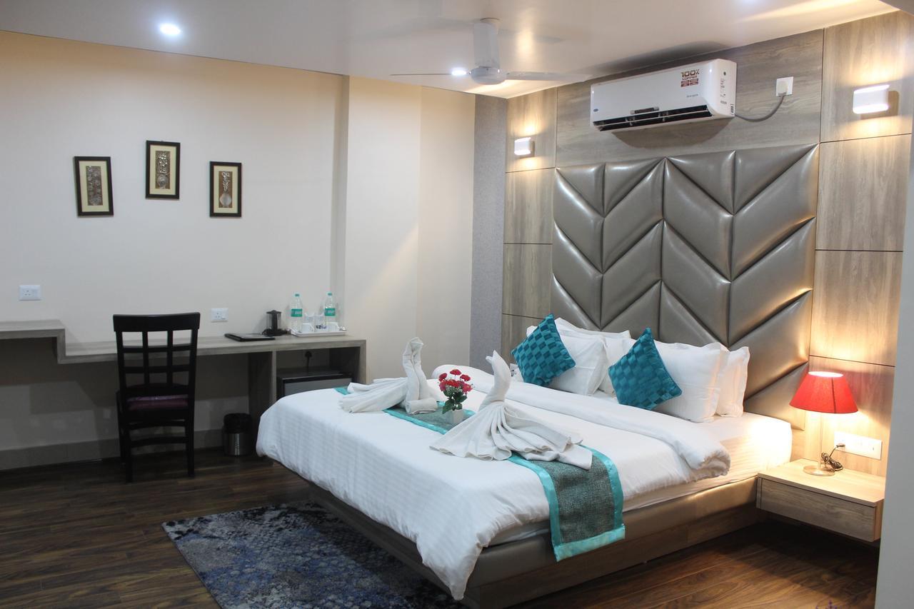 Hotel Welkin Residency Tezpur Eksteriør bilde